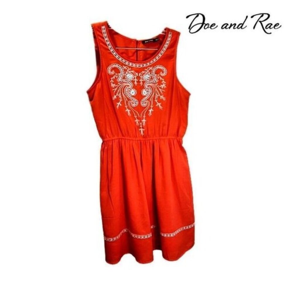 Doe & Rae Women's Scoop neck‎  Sleeveless Embroidered Mini Dress